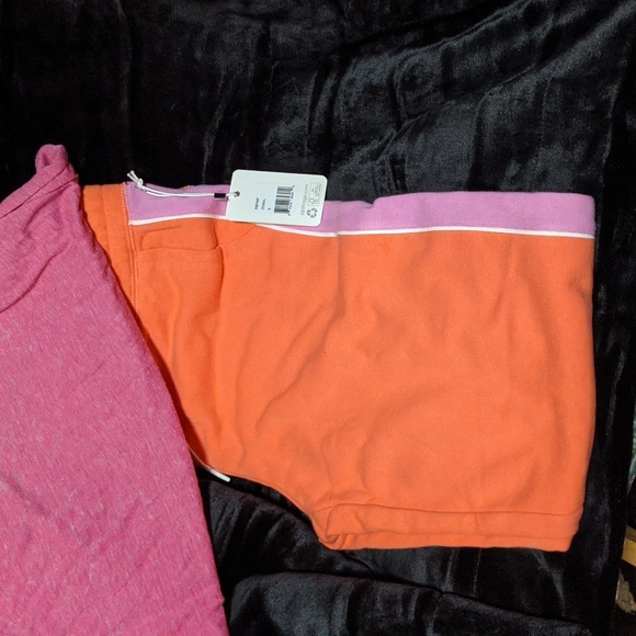 PJ Salvage Joggers & We the Free T-shirt (curated lounge set) - Picture 4 of 6